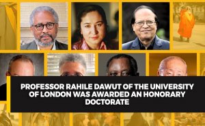 Professor Rahile Dawut of the University of London was awarded an honorary doctorate