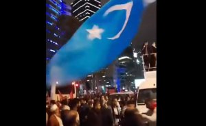 The Uyghurs participated in the demonstrations held in front of the Israeli consulate