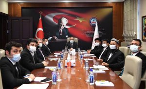 Doğu Türkistanlı Heyet’ten önemli ziyaret