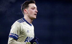 Arsenal'den Mesut Özil için 