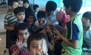 İNSAN HAKLARI İZLEME ÖRGÜTÜ: “UYGURLARI UNUTMADIK”