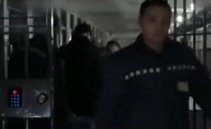 AİLESİ TÜRKİYE’DE YAŞADIĞI İÇİN 15 YIL HAPSE MAHKÜM EDİLDİ