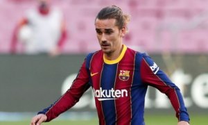 DÜNYACA ÜNLÜ FUTBOLCUDAN HUAWEİ’YE UYGUR TEPKİSİ