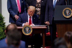 ABD BAŞKANI TRUMP, UYGUR YASASINI ONAYLADI