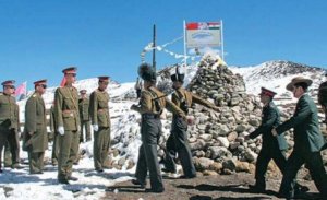 HİNDİSTAN VE ÇİN SINIRINDA ÇATIŞMA ÇIKTI, 11 ASKER YARALANDI