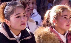 ÇİN, UYGUR EV HANIMLARINI TEMİZLİK İŞLERİNDE KULLANMAYA BAŞLADI