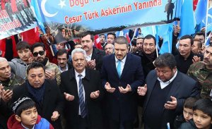 DOĞU TÜRKISTANLILAR VE ALPEREN OCAKLARINDAN  ZEYTIN DALI HAREKATI'NA DESTEK.