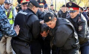 KAZAKİSTAN’DAKİ ÇİN KARŞITI EYLEMLERDE 26 KAZAK TUTUKLANDI